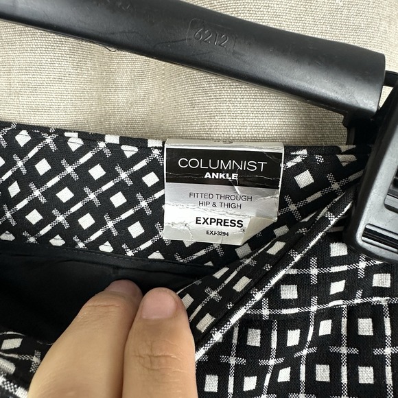 Express Women's Ankle High Rise Columnist Pants 6R Print Black NWT Career Office - Picture 9 of 10